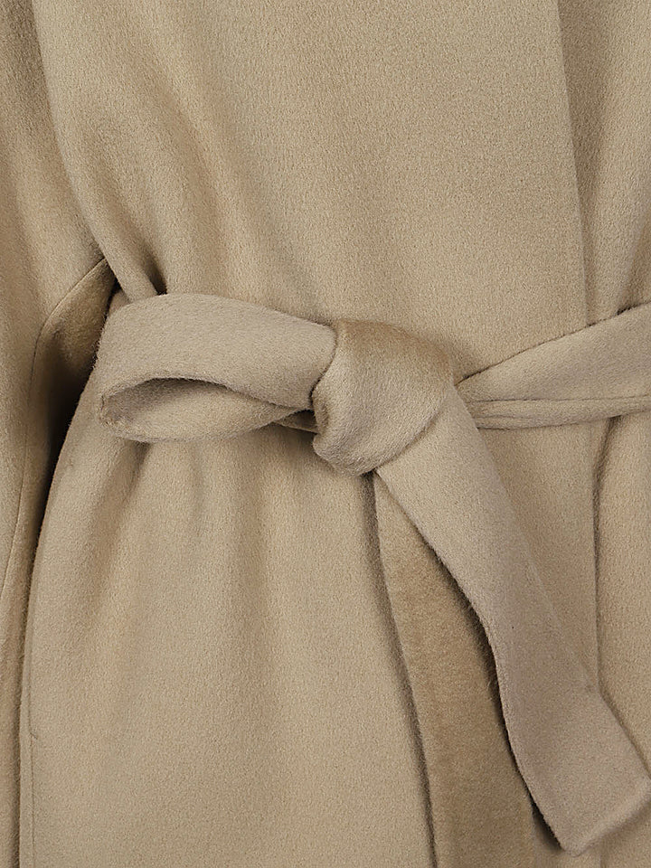 SANDBEIGE Coat