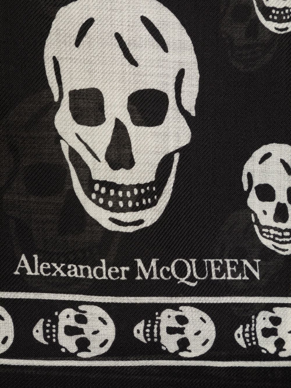 Alexander McQueen Scarfs Black