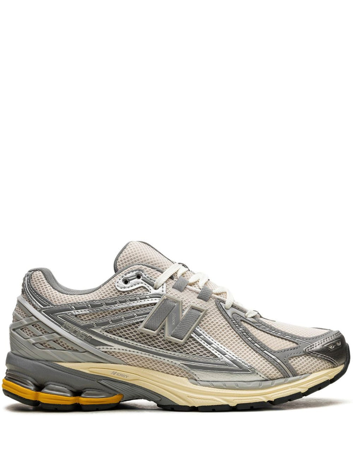 New Balance Sneakers Grey