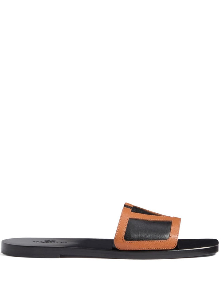 Valentino Garavani Viva Superstar leather slides
