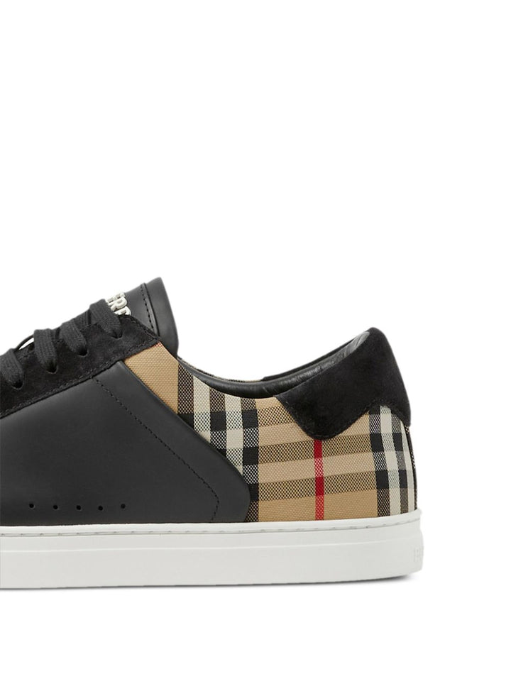 Burberry Sneakers