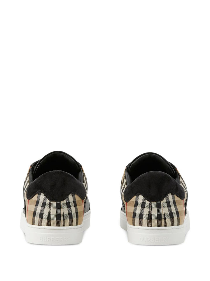 Burberry Sneakers