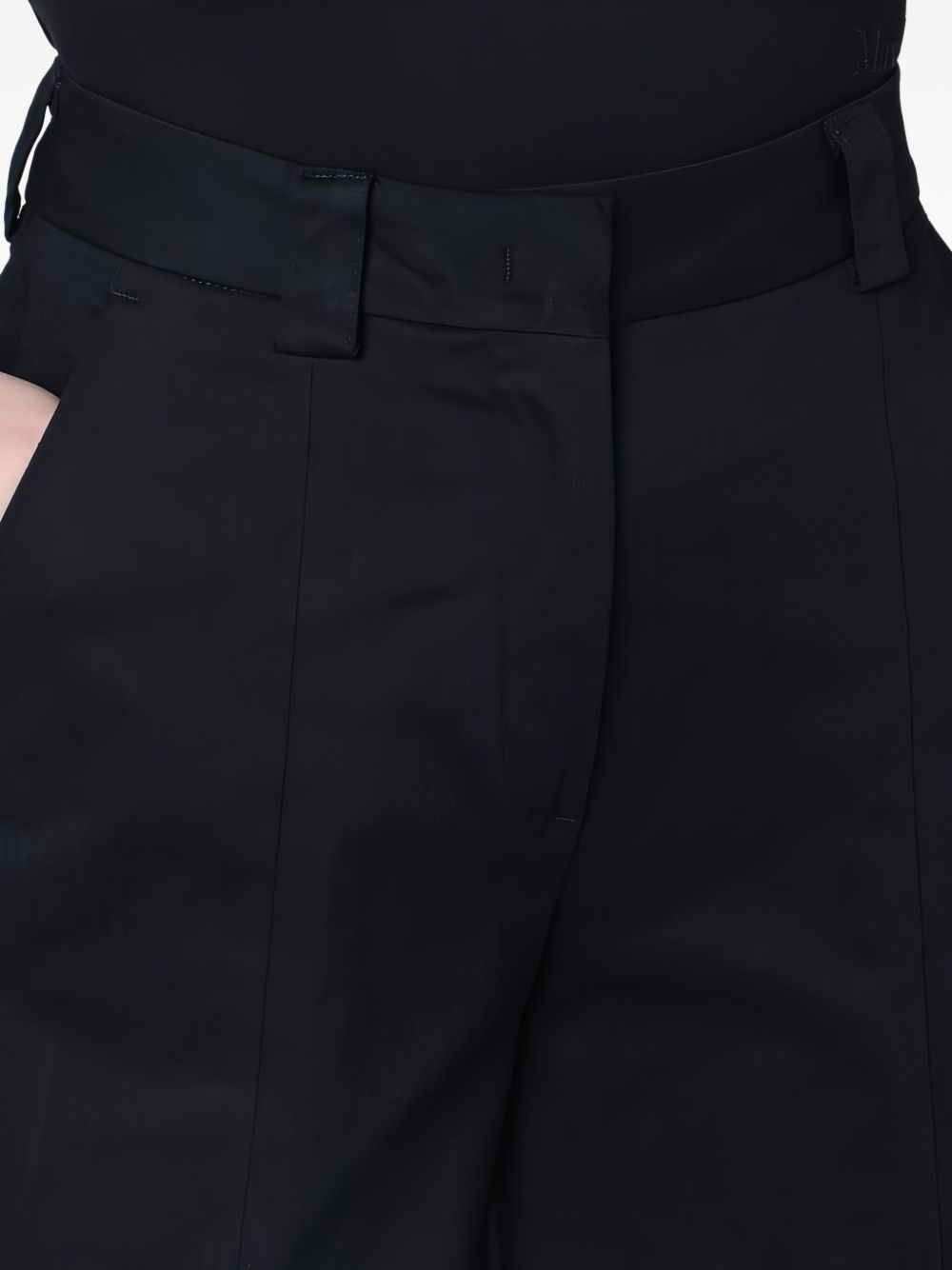 THE LATEST Trousers