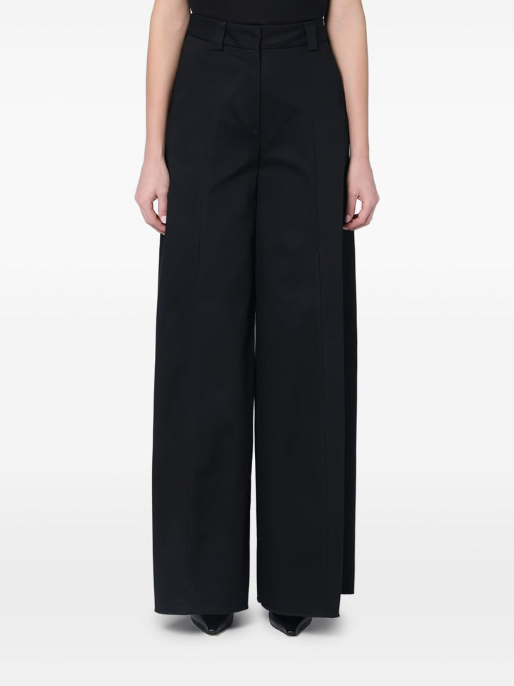 THE LATEST Trousers