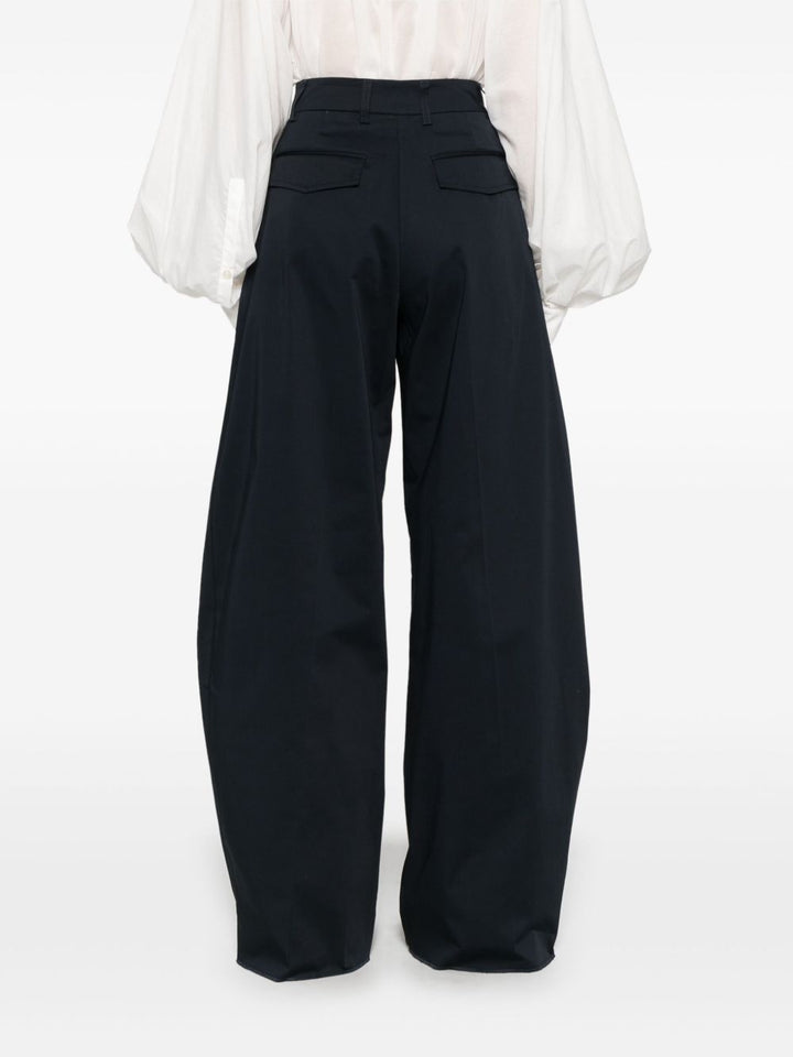 THE LATEST Trousers