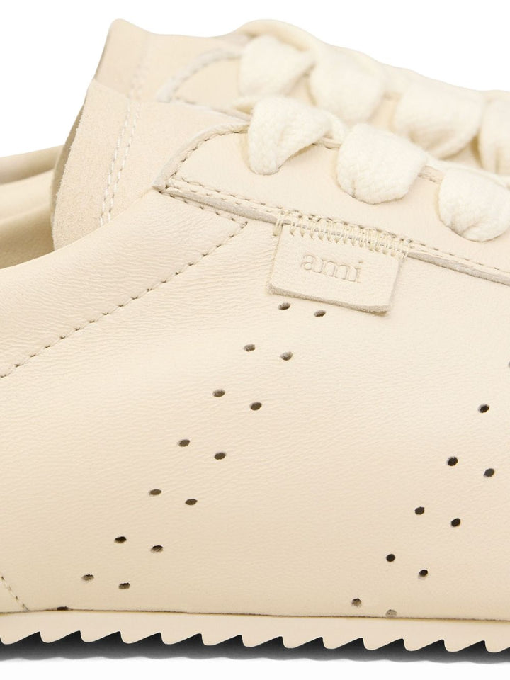 Ami Paris Sneakers