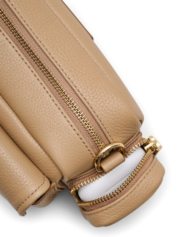 Marc Jacobs shoulder