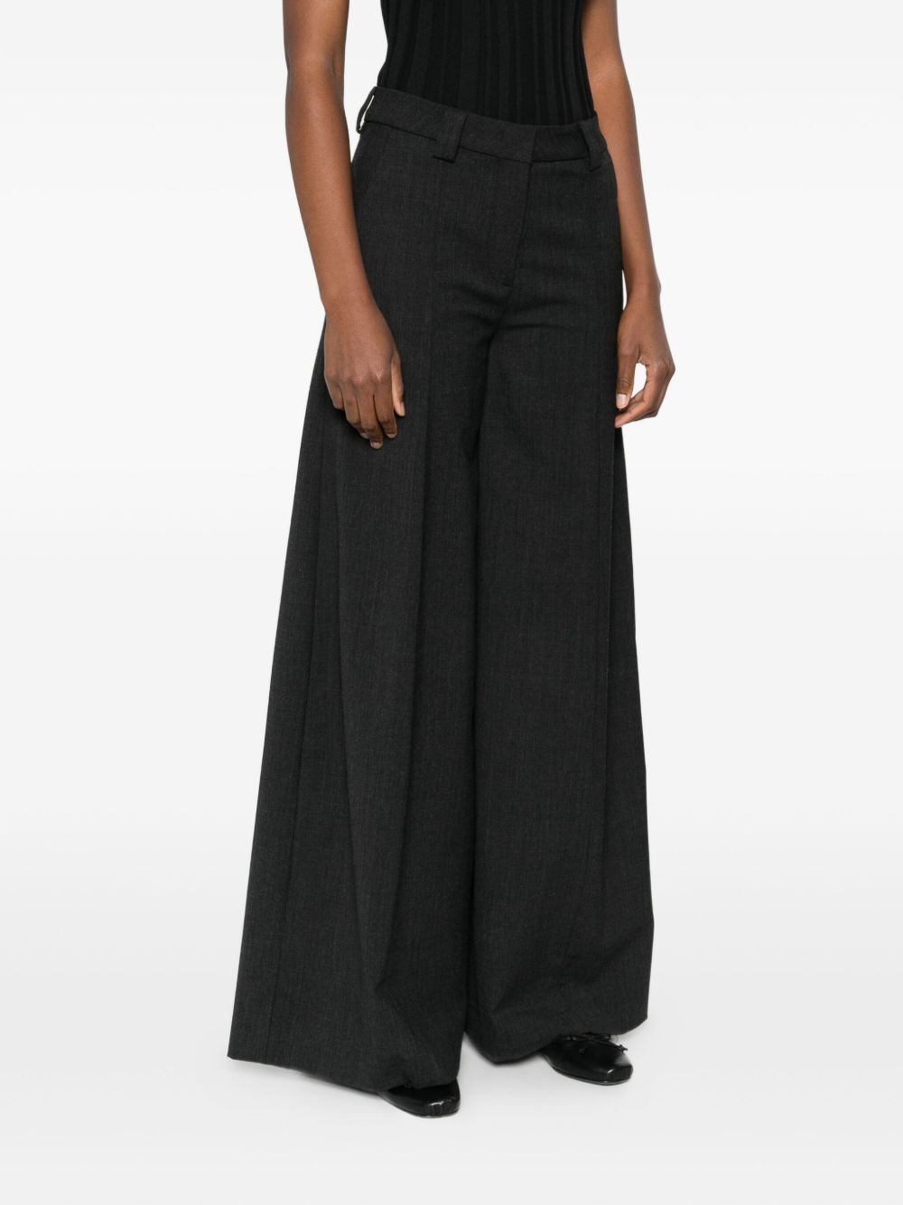 THE LATEST Trousers