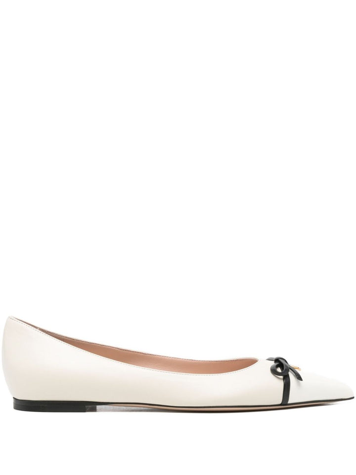 Valentino Garavani Bepointy leather ballets
