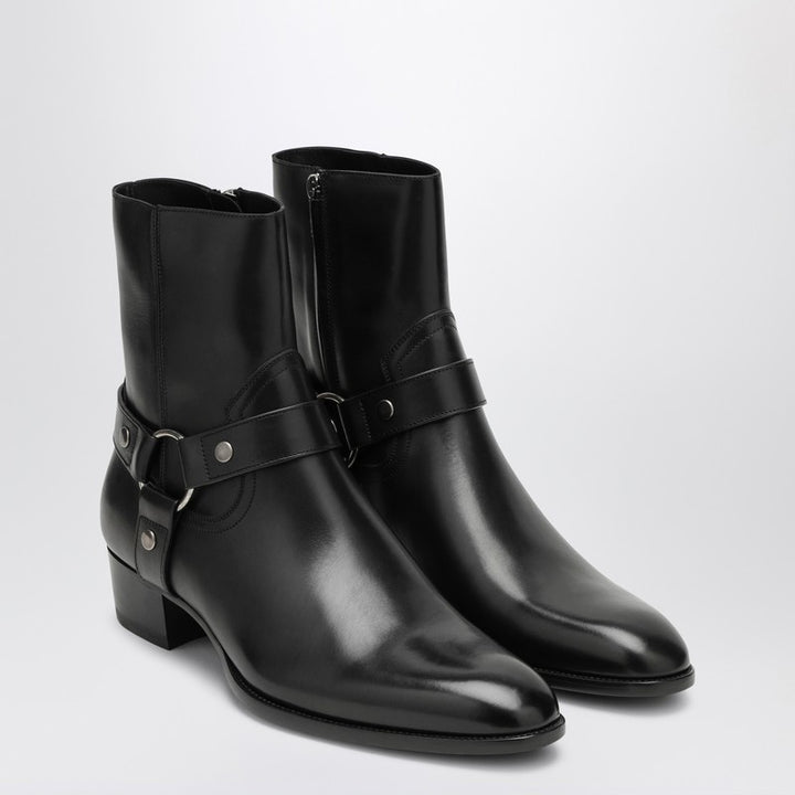 Saint Laurent Wyatt 40 leather boots