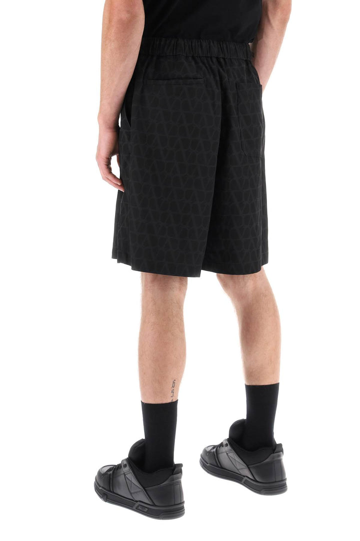Valentino Garavani Shorts With Toile Iconographe Motif   Black