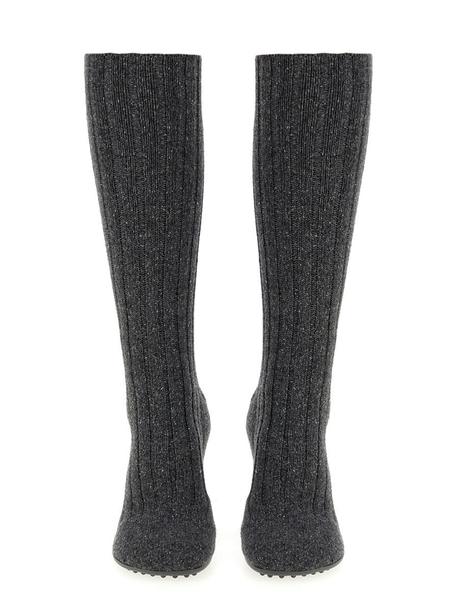 ATOMIC BOOTs