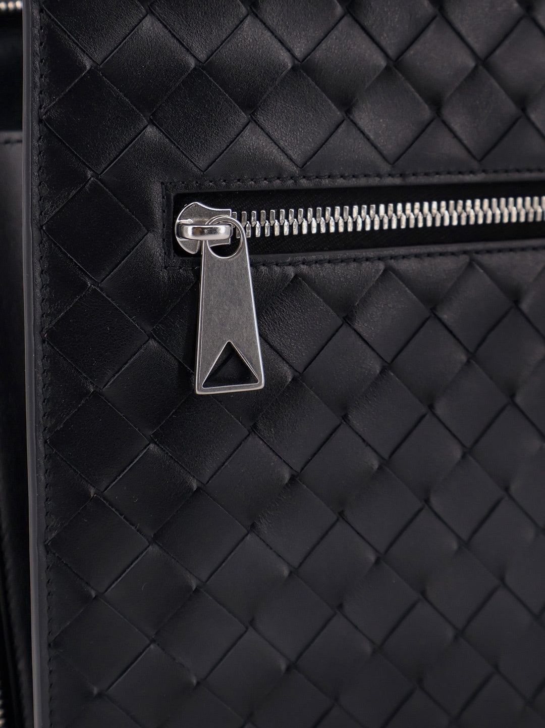 Avenue leather document case