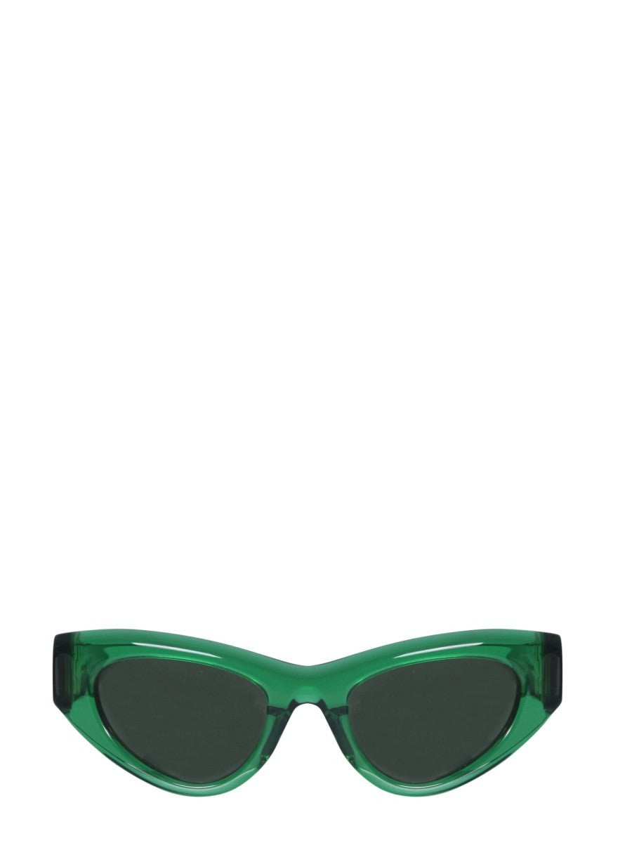 CAT-EYE SUNGLASSES