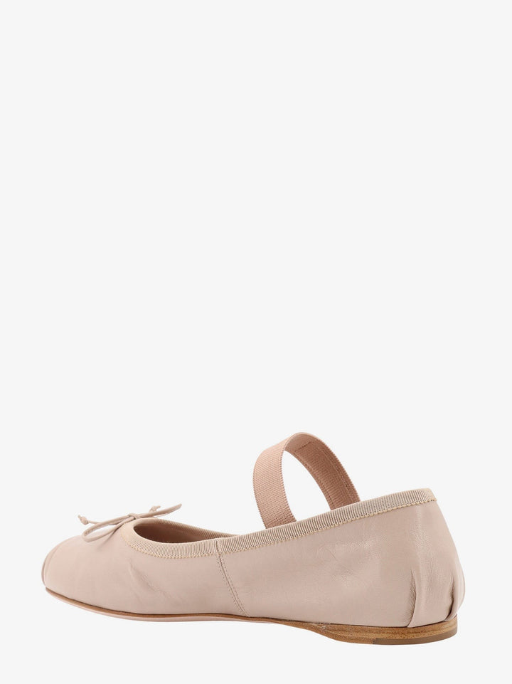 Leather ballerinas
