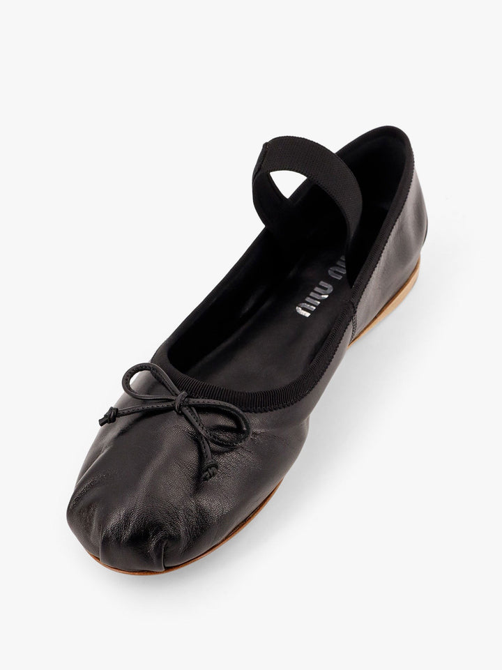 Leather ballerinas