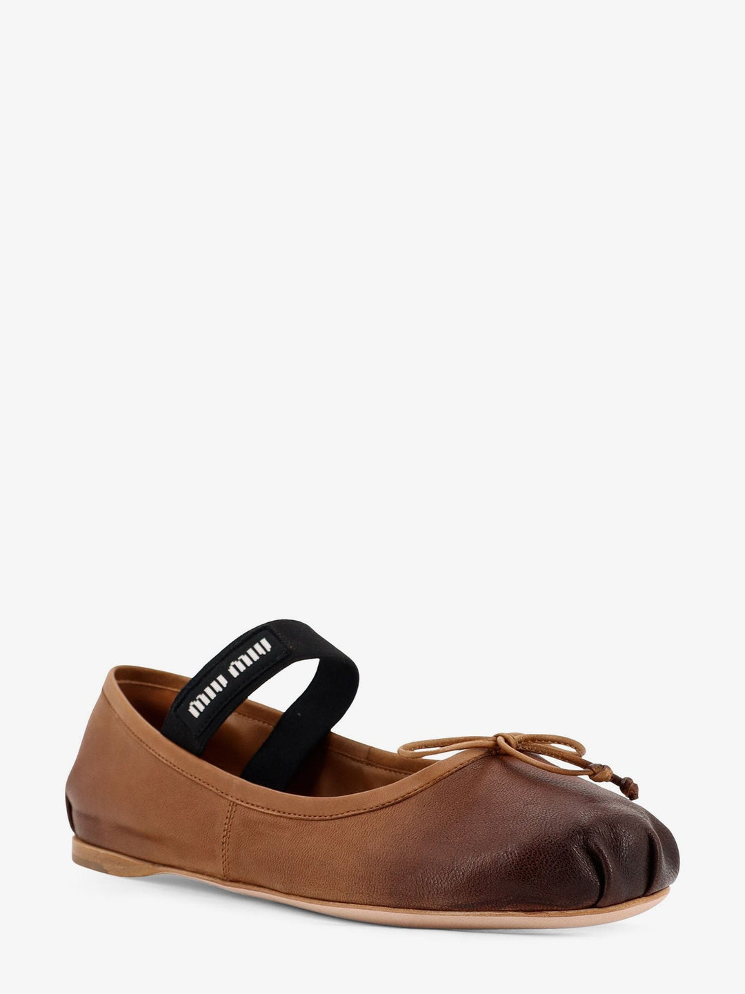 Leather ballerinas