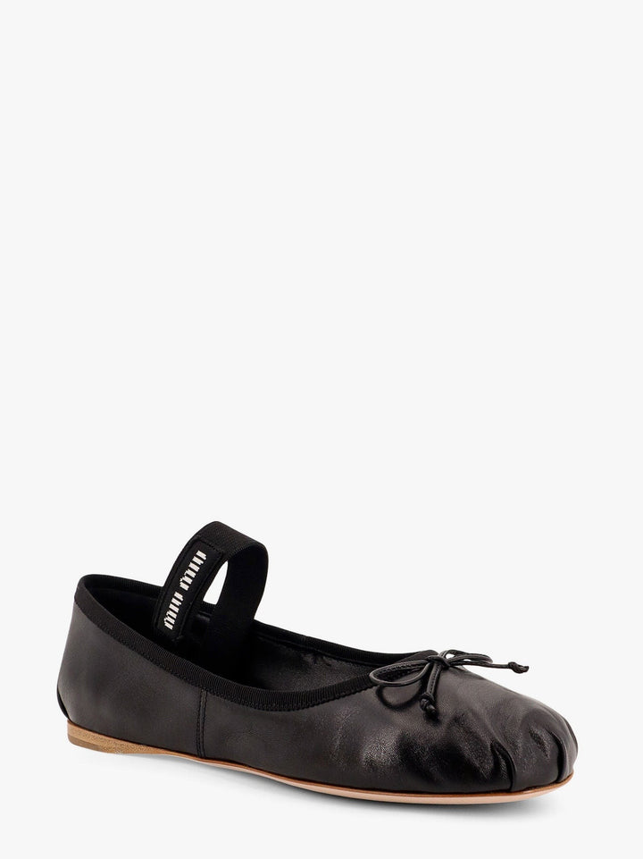Leather ballerinas