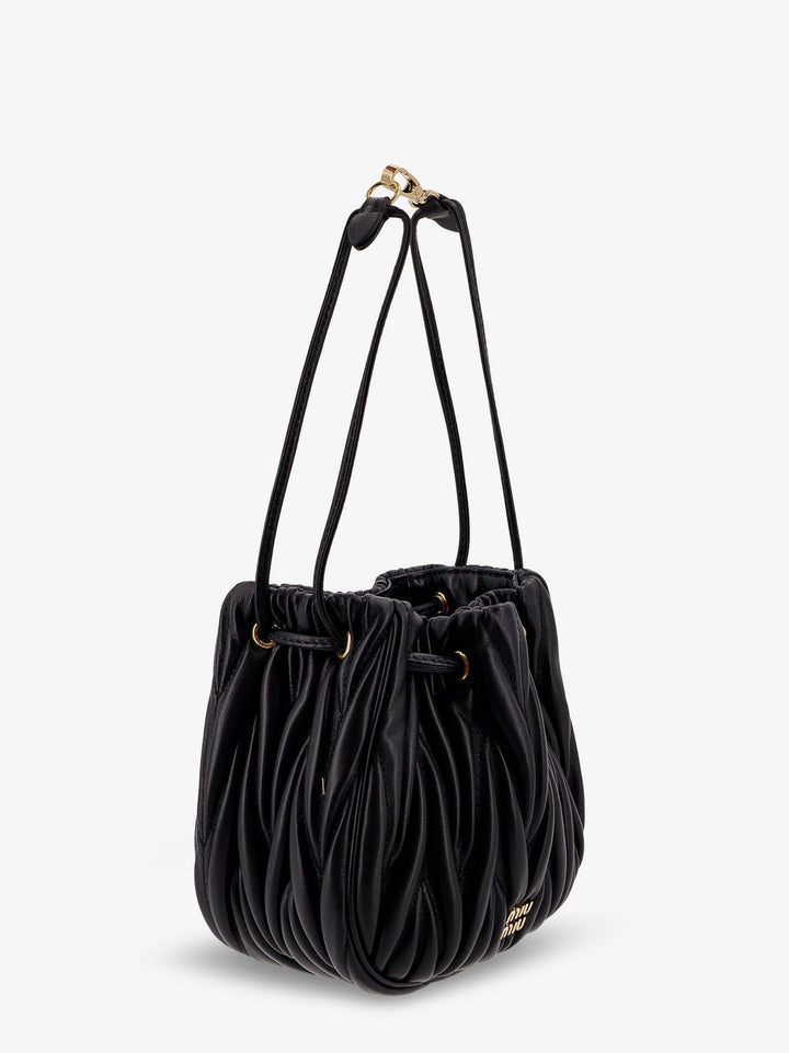 Matelassé leather bucket bag