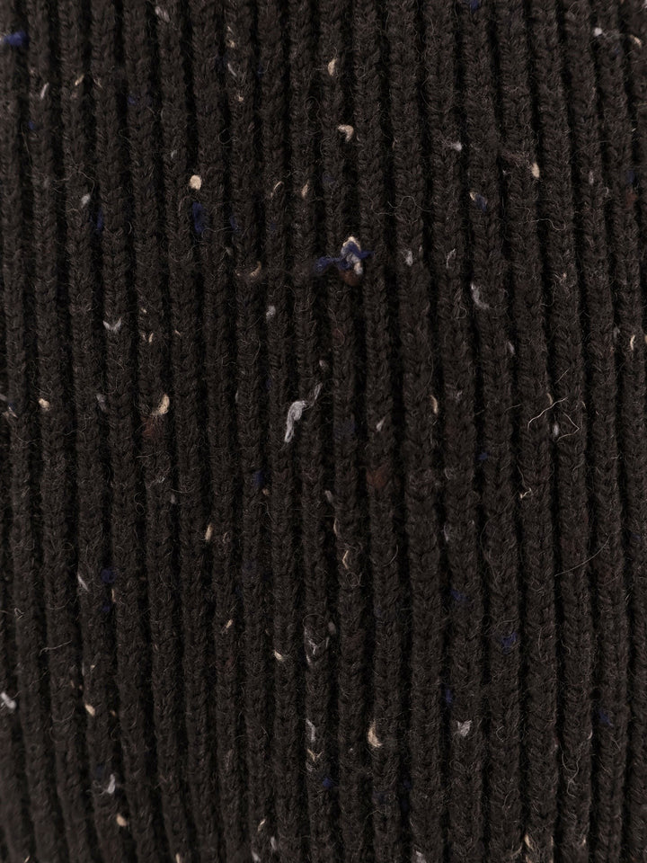 Midi wool skirt