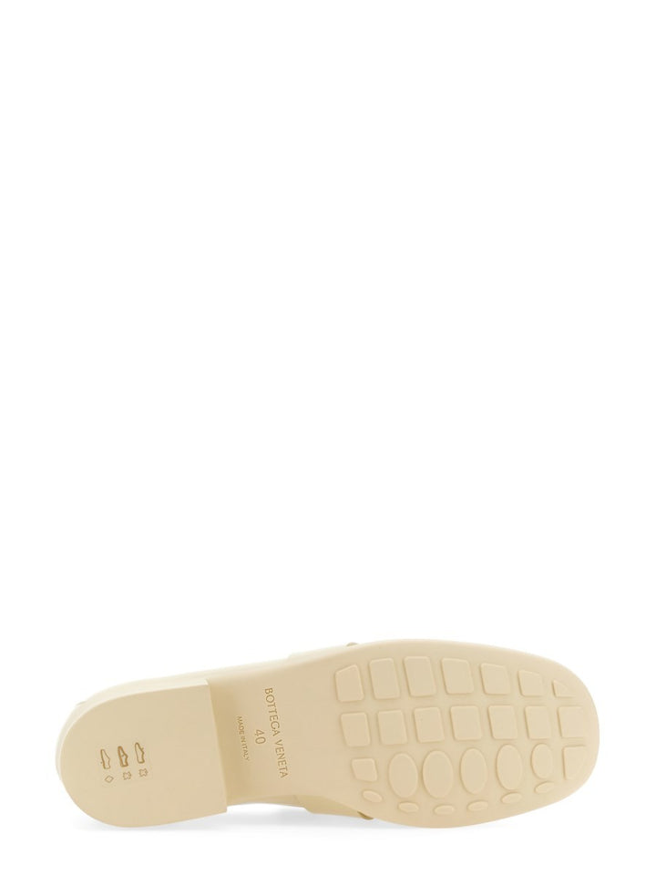 MONSIEUR MOCCASINs