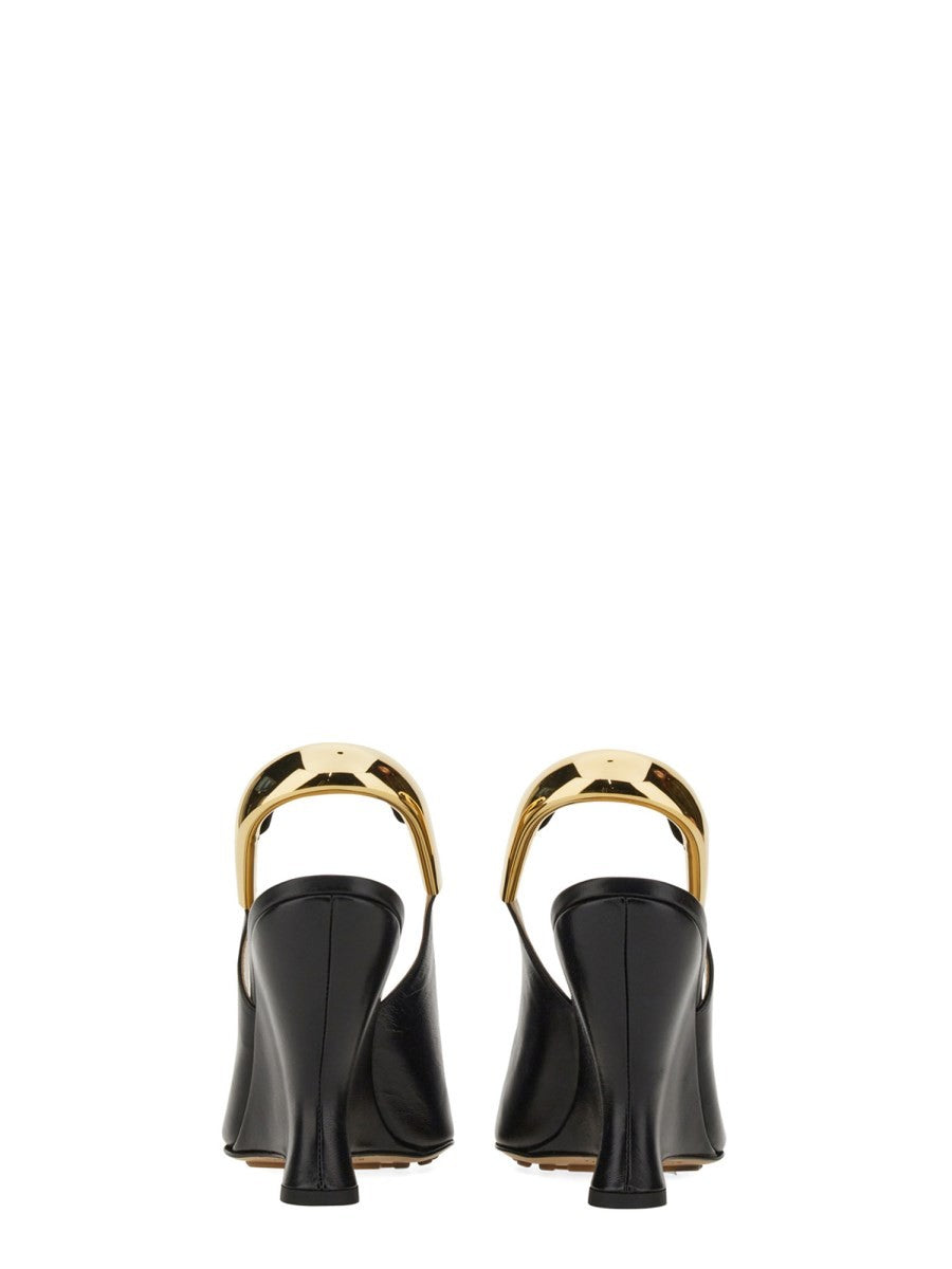 POINTED SLINGBACK PUMPS