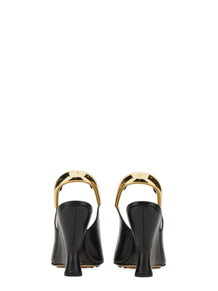 POINTED SLINGBACK PUMPS