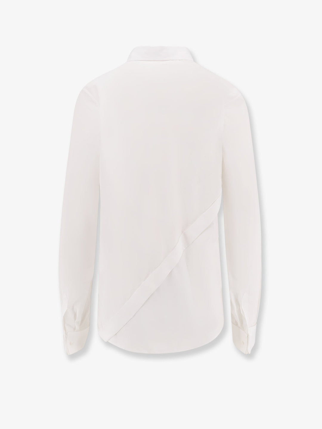 Shirt with oblique closure
