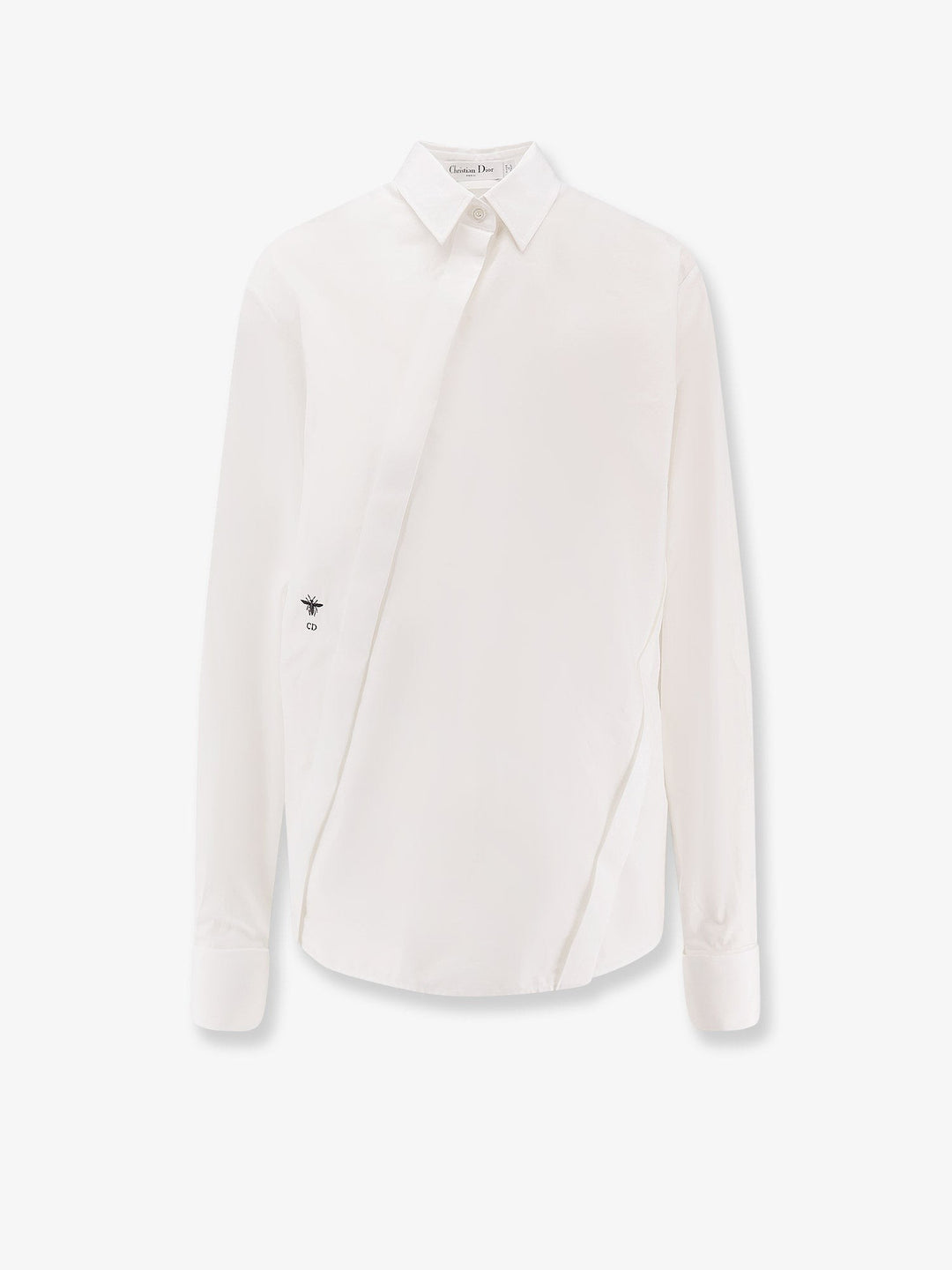 Shirt with oblique closure