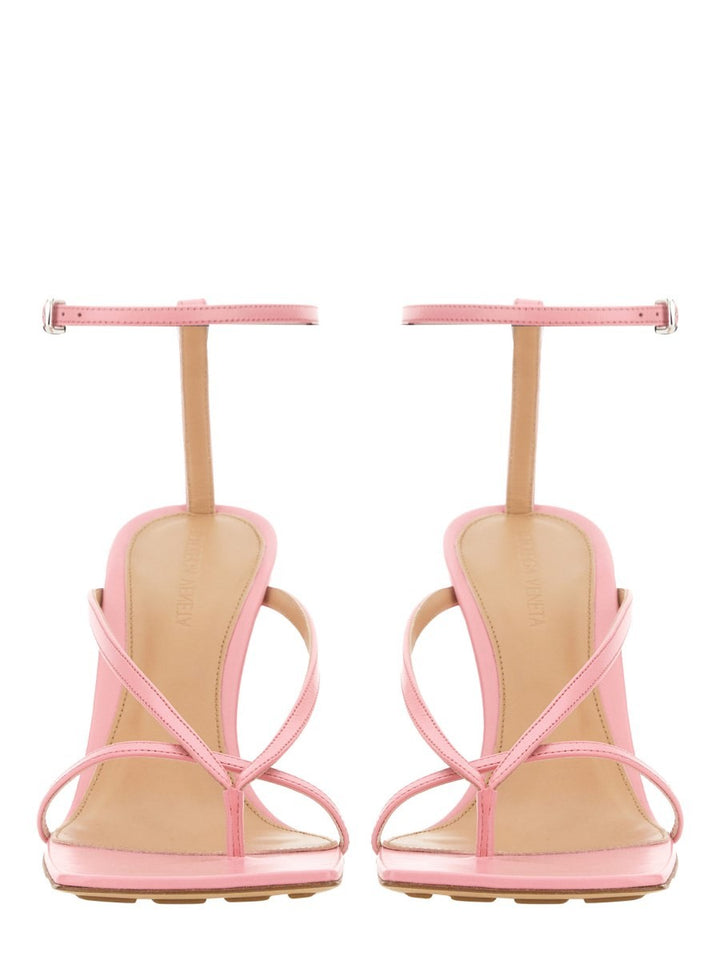 STRETCH SANDALs