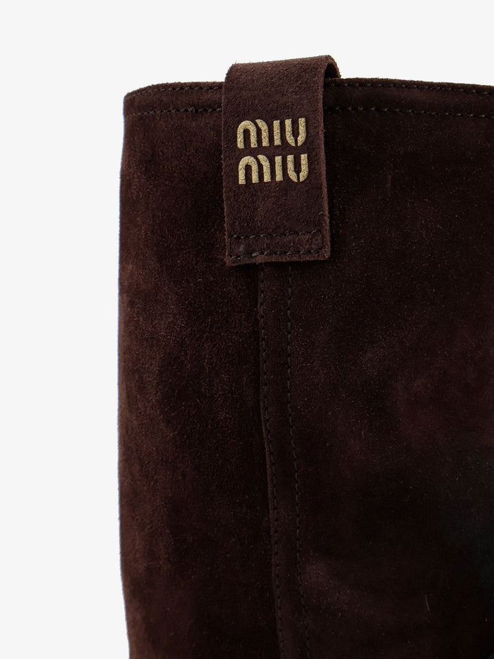 Suede boots