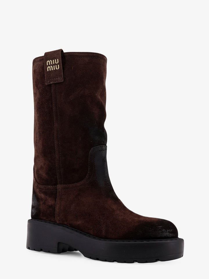 Suede boots