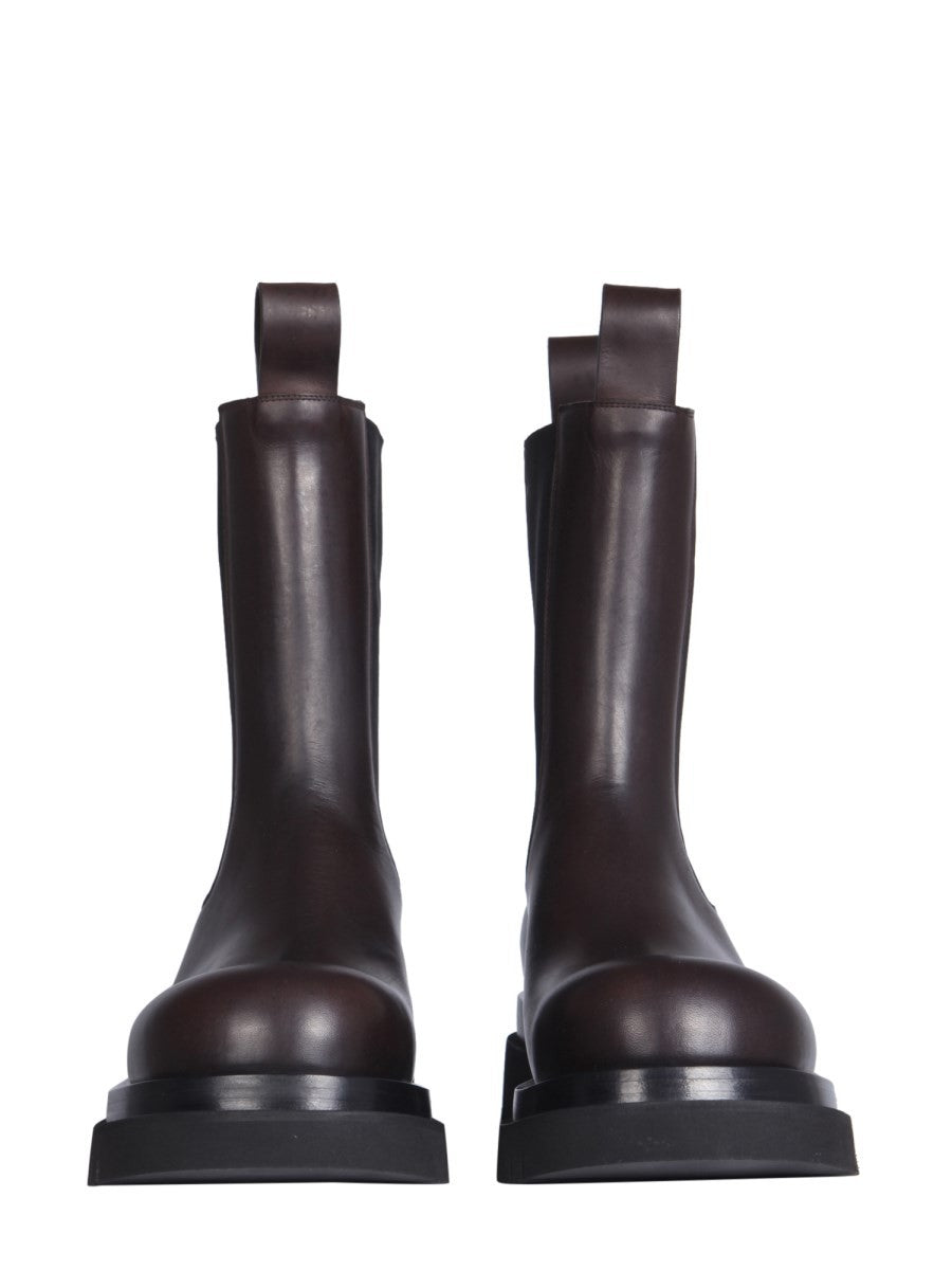 THE LUG BOOTS