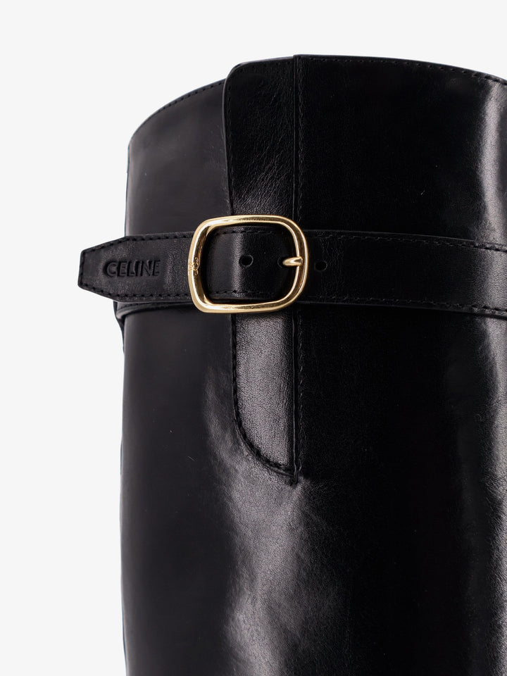 Université leather boots