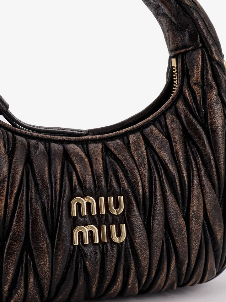 Wander matelassé leather shoulder bag